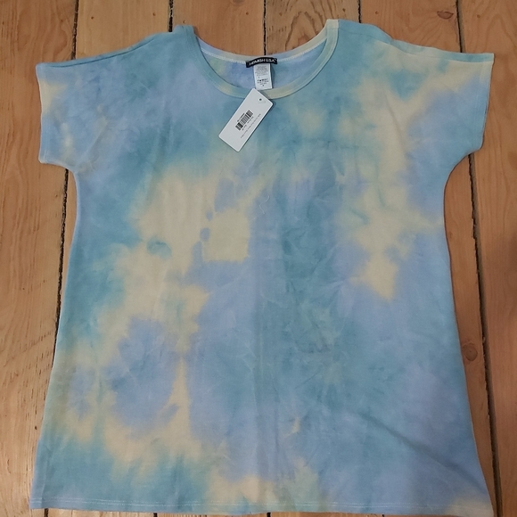 Lavender and lace - Picture 2 of 2